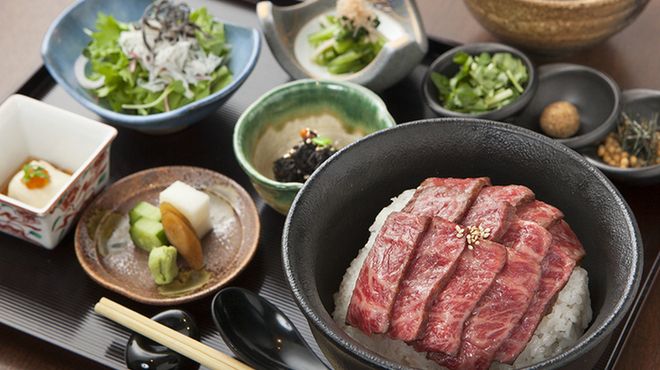 提供料理例