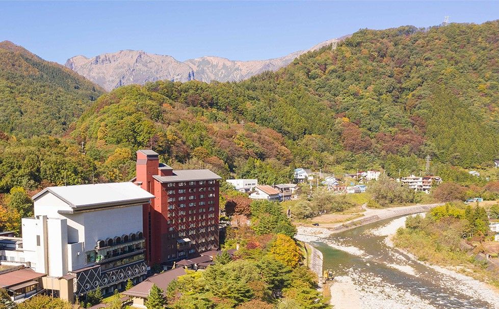 施設外観　絶景とともに