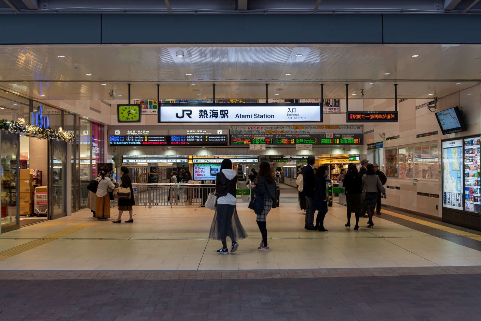 駅から徒歩１０分　アクセス抜群