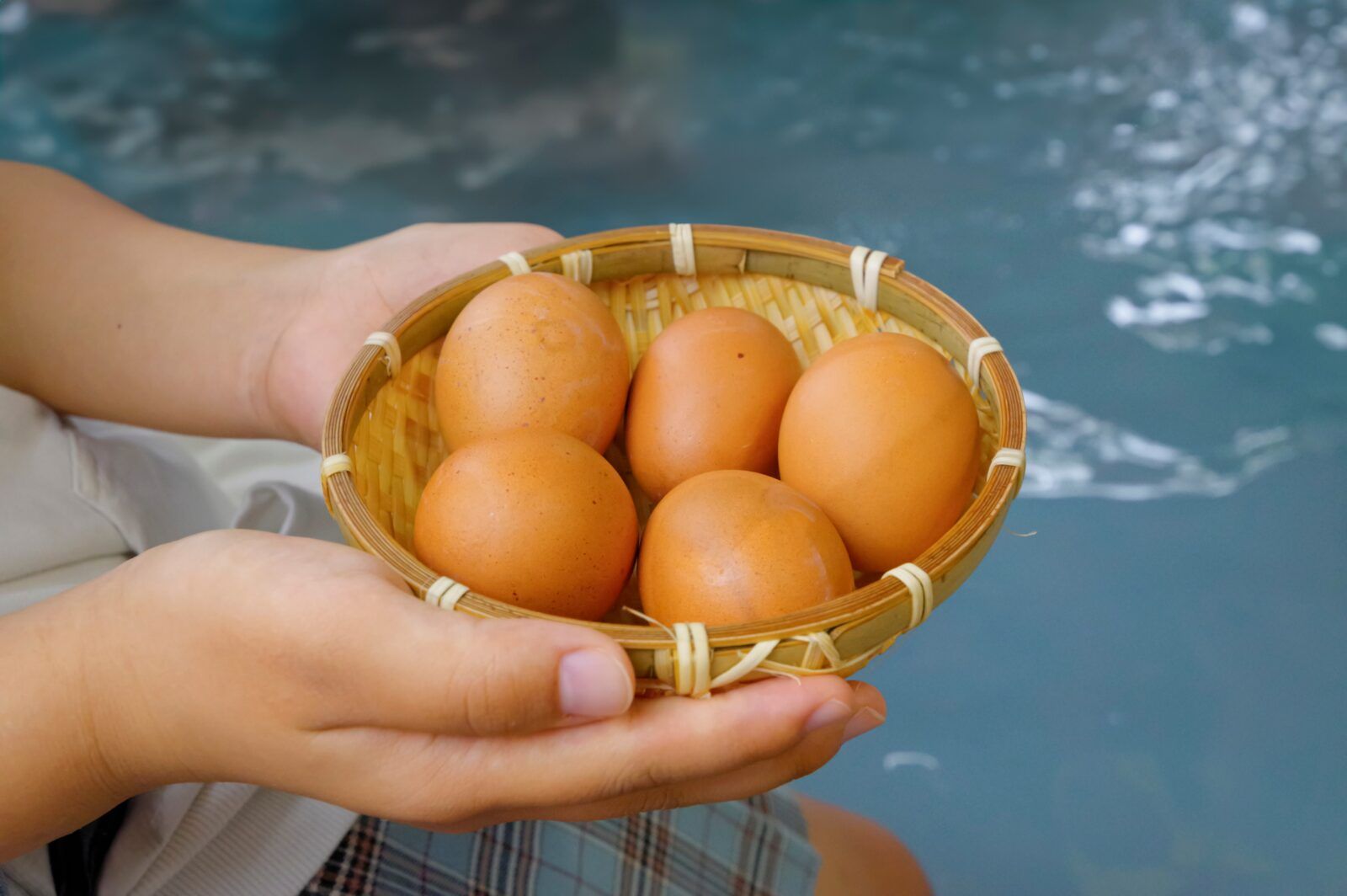 温泉地なので、おんせんたまごも堪能してください！