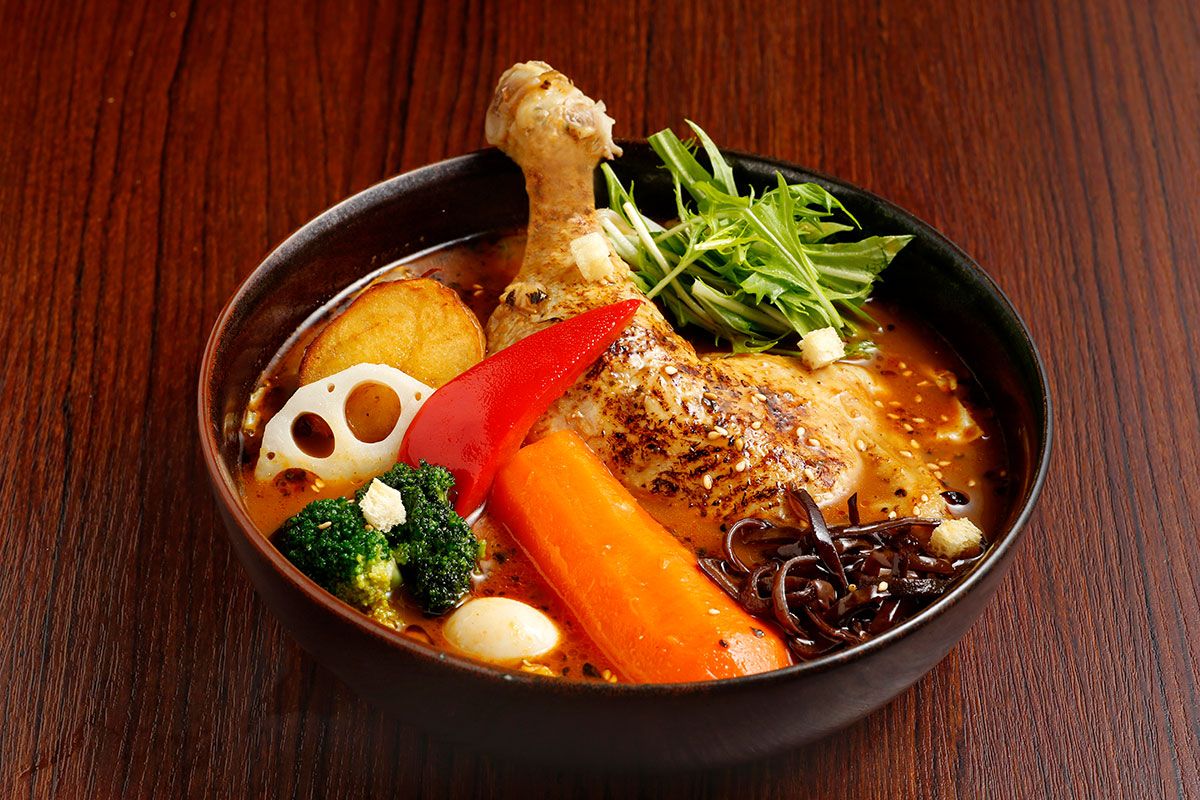 写真より実物が強い。 一度食べたら印象に残るカレー。