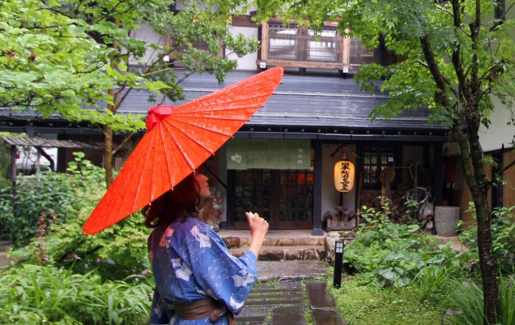 旅館外観