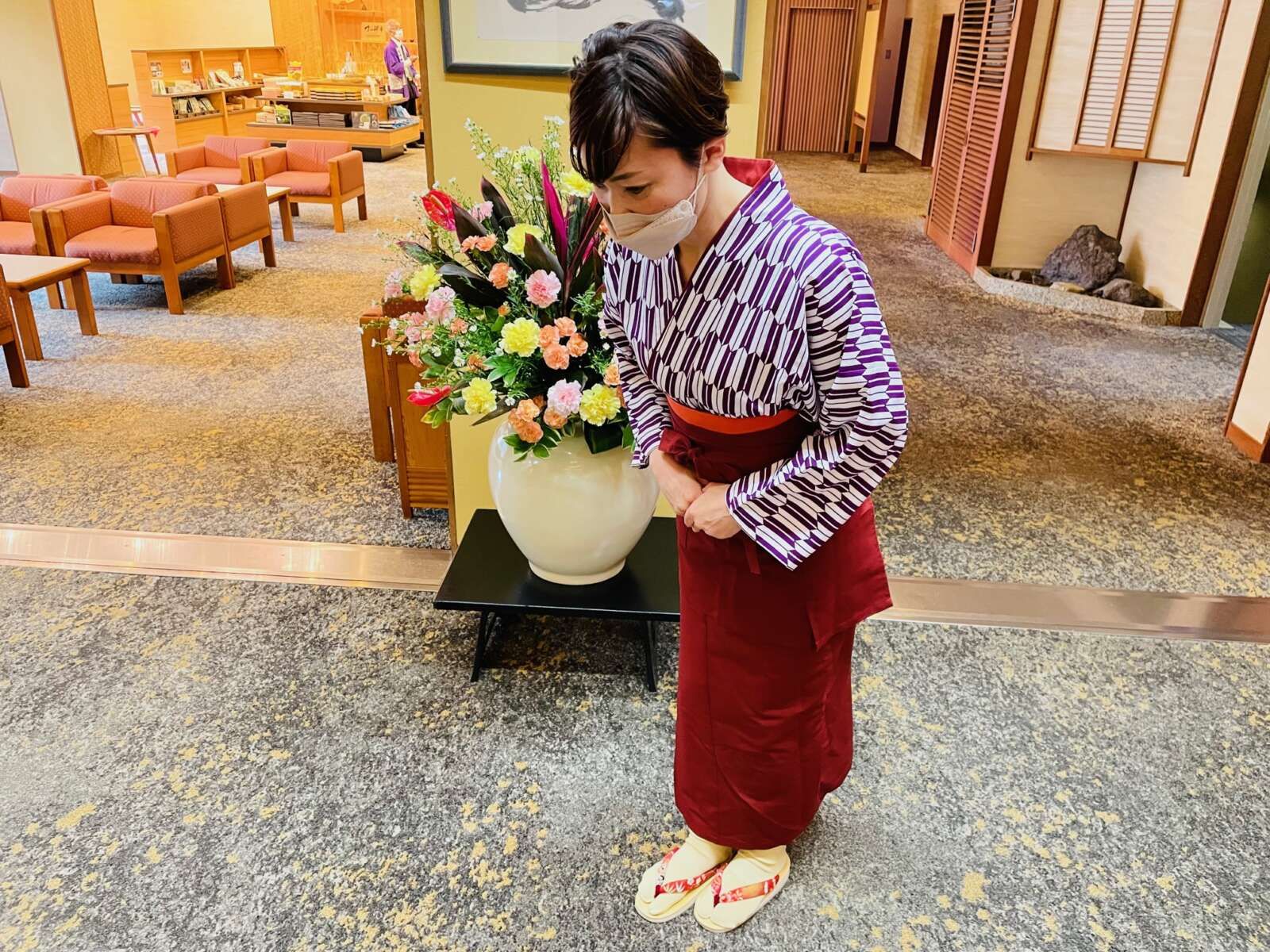 制服もレトロで可愛い！