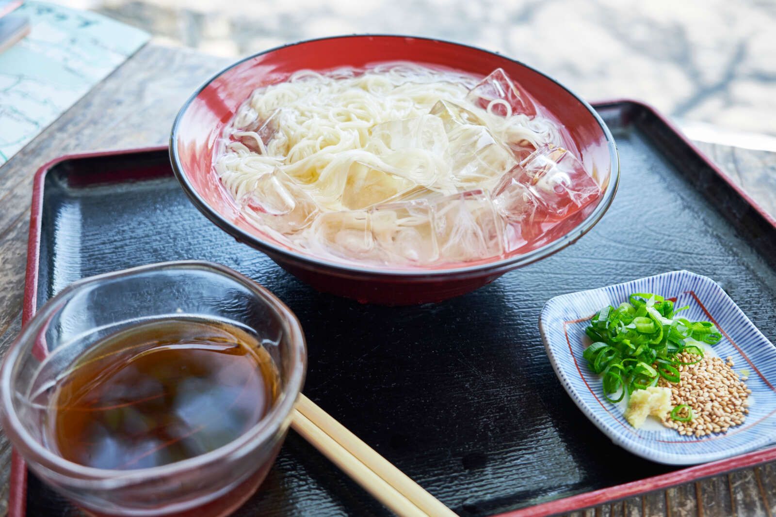 オリーブが有名な島ですが、実は素麺も名物ですよ！