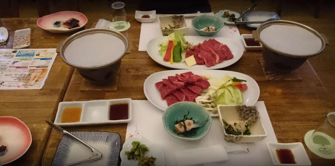 実際にこちらの料理をお出ししてもらいます！