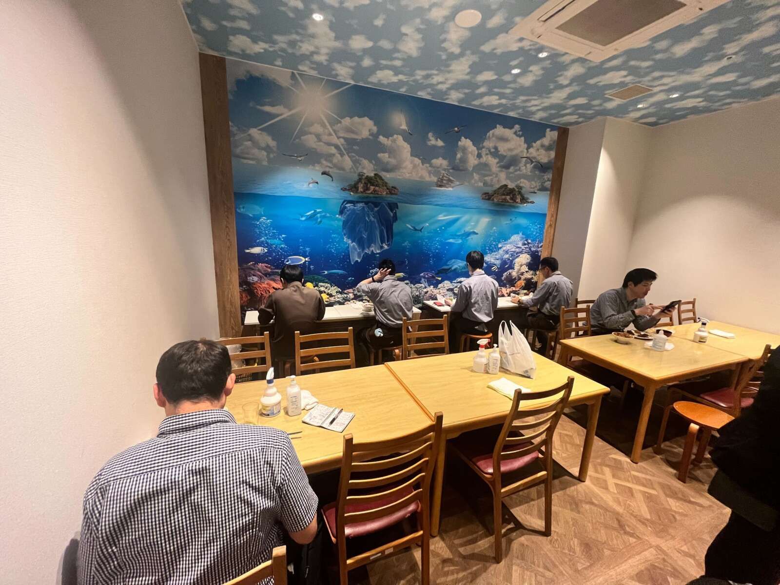 従業員食堂の様子①