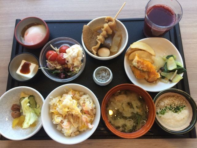 ホテルの食事