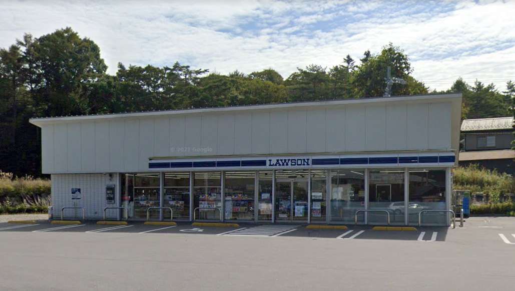 最寄りのコンビニまで徒歩5分圏内！