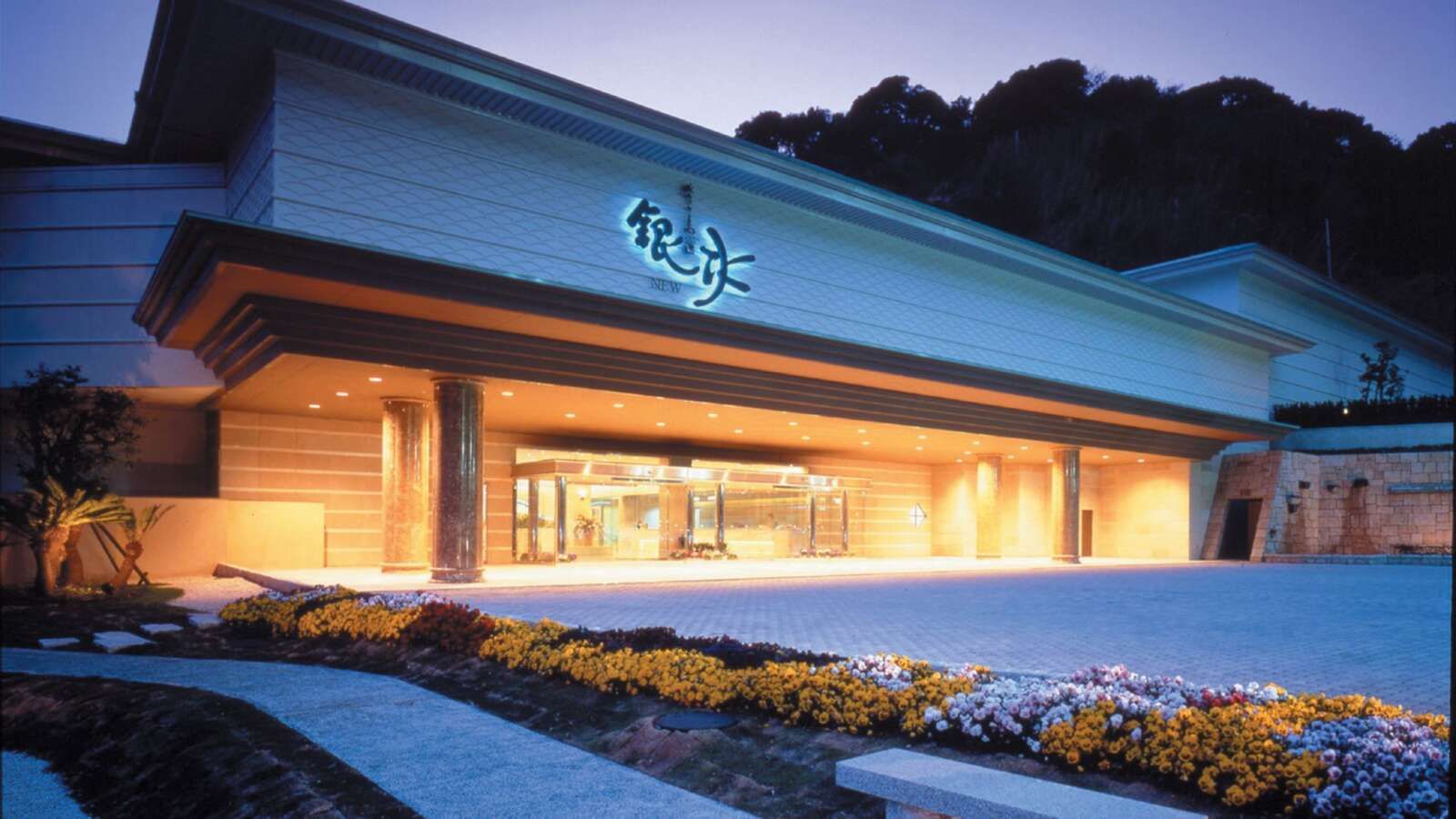 -----　施設外観　-----
