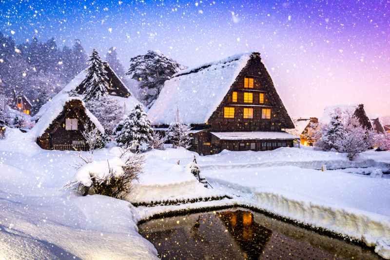 世界遺産「白川郷」まで1時間30分