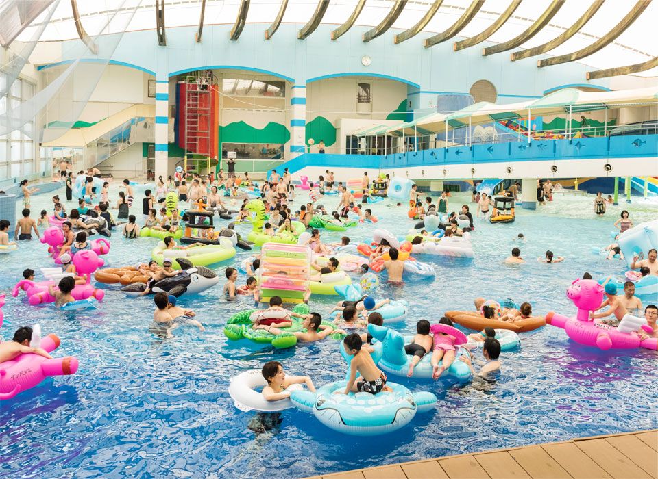 温泉はもちろん屋内プールも無料で入れます！