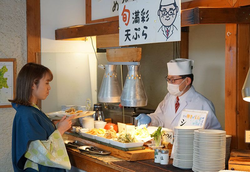 食事会場の様子です。