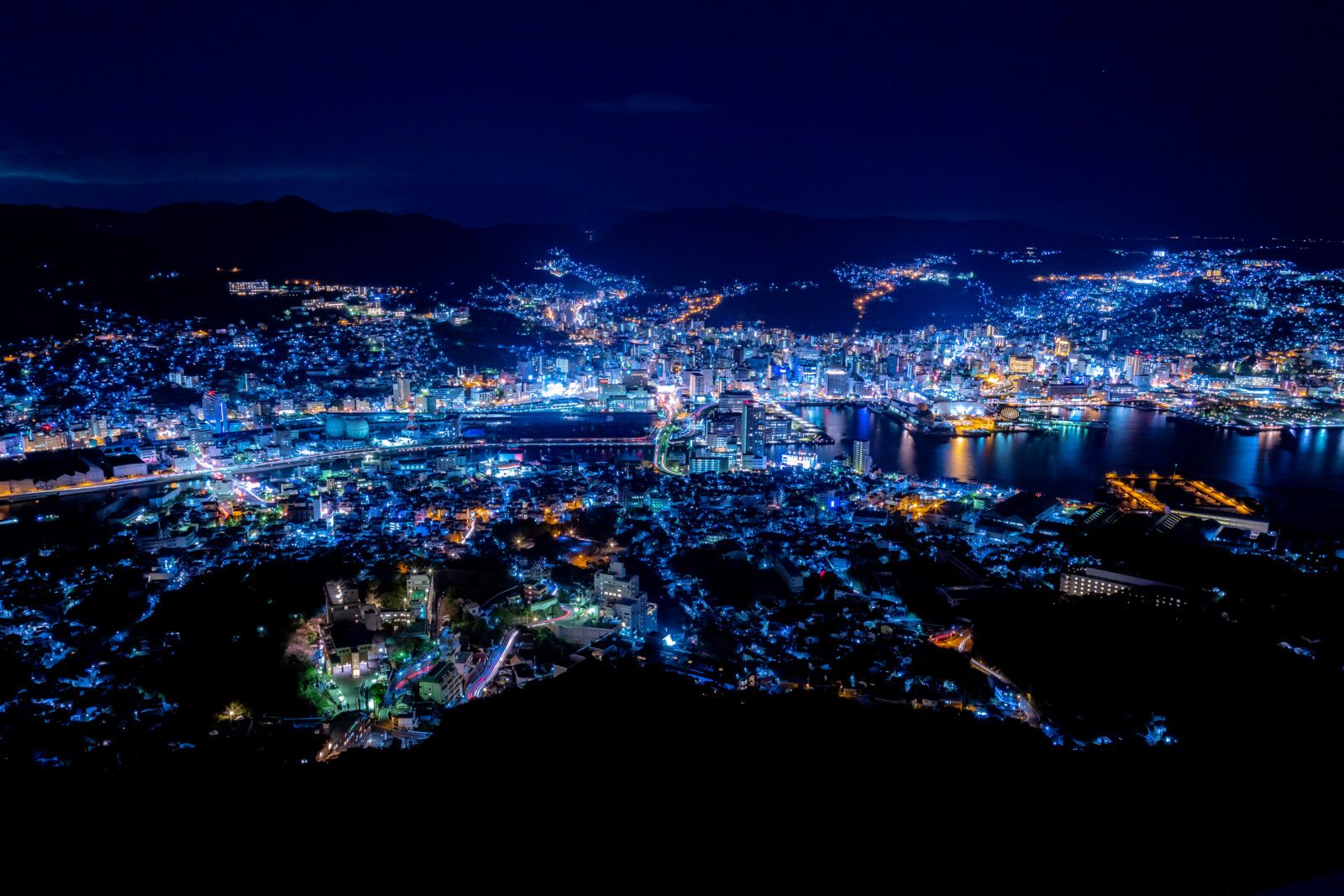 長崎県といえば綺麗な夜景も観光に。