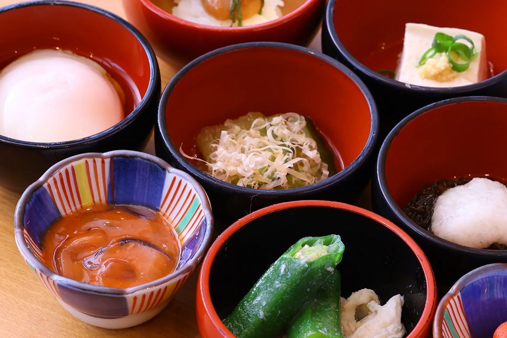 ご当地逸品料理の小鉢