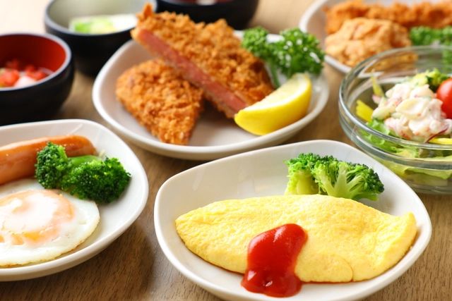 施設　食事