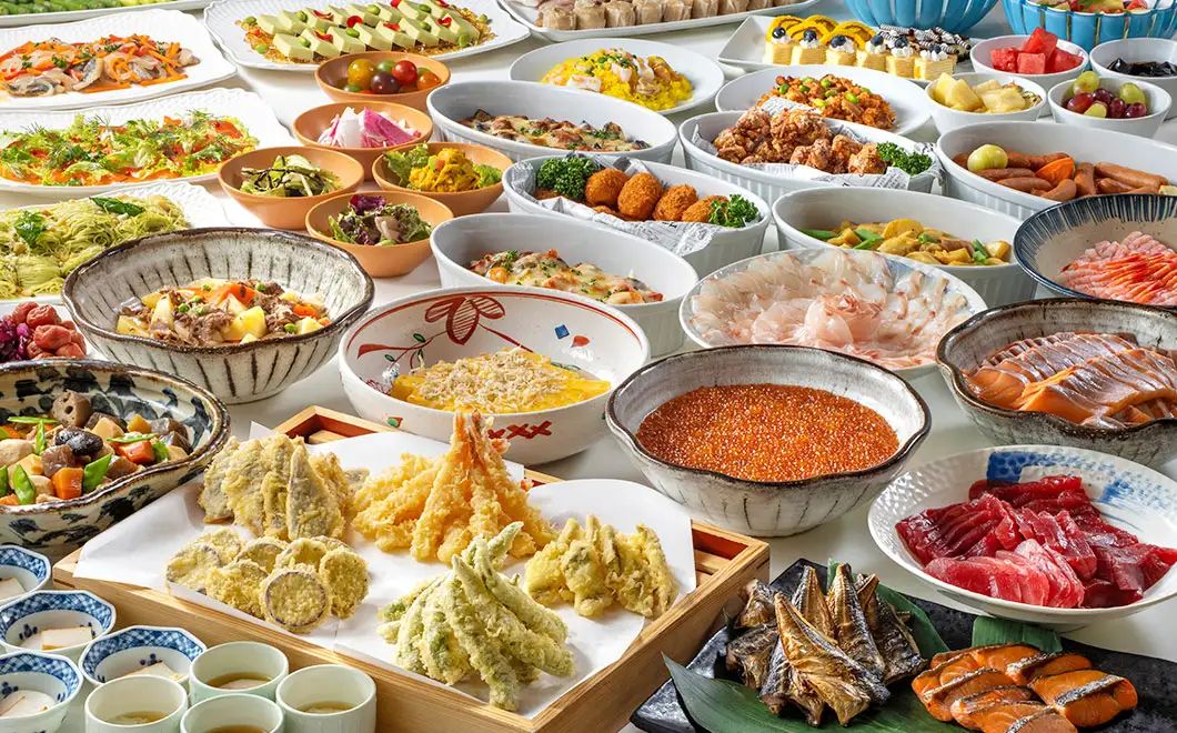 施設　食事　イメージ