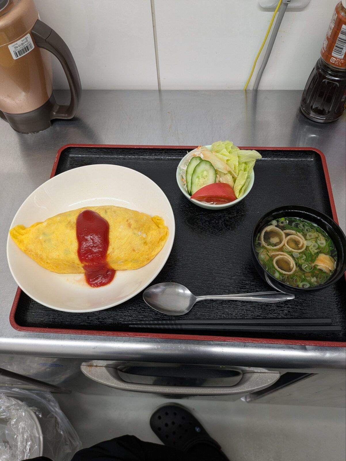 おいしい賄いがあります