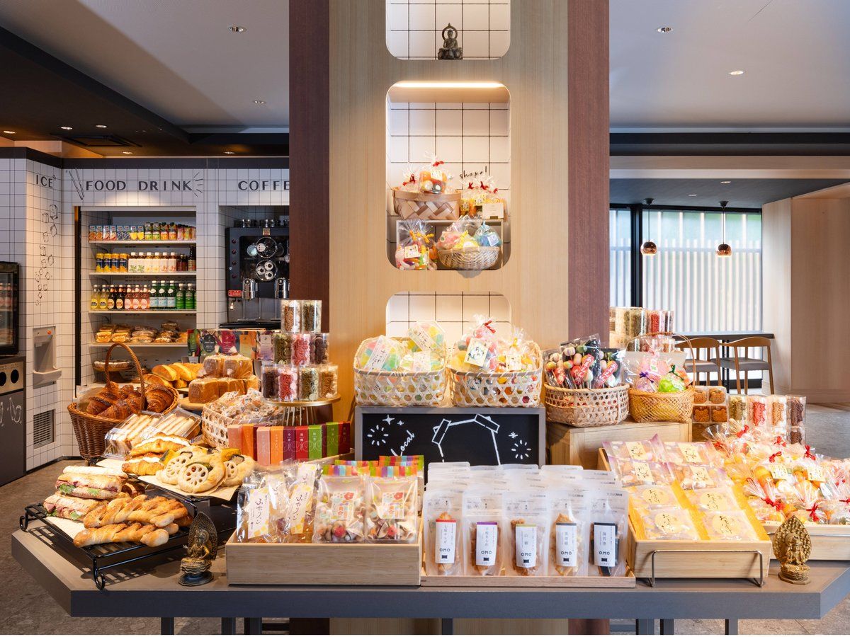 24時間いつでも自由に食べ物や飲み物が購入することができるOMO Food & Drink Station