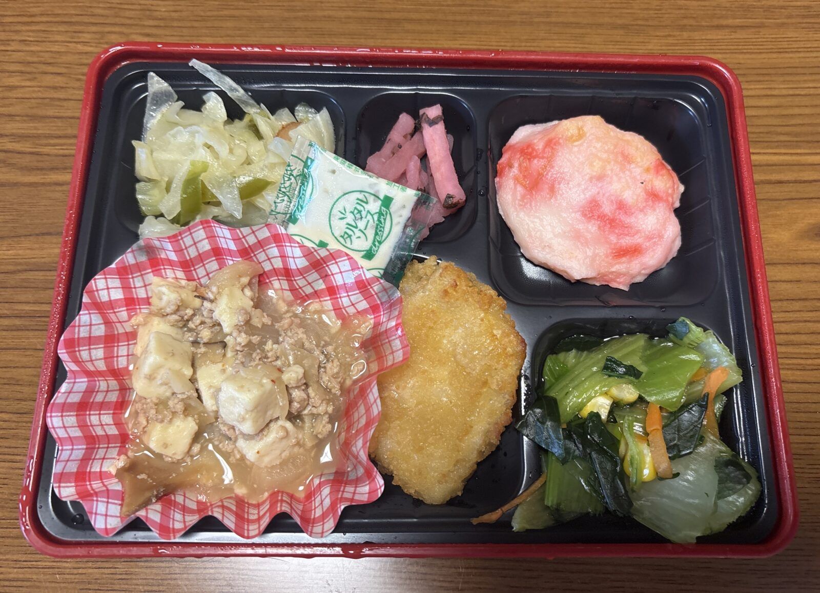 食事支給のおかず一例です