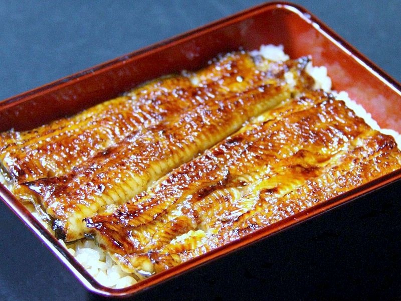 うな丼も有名です