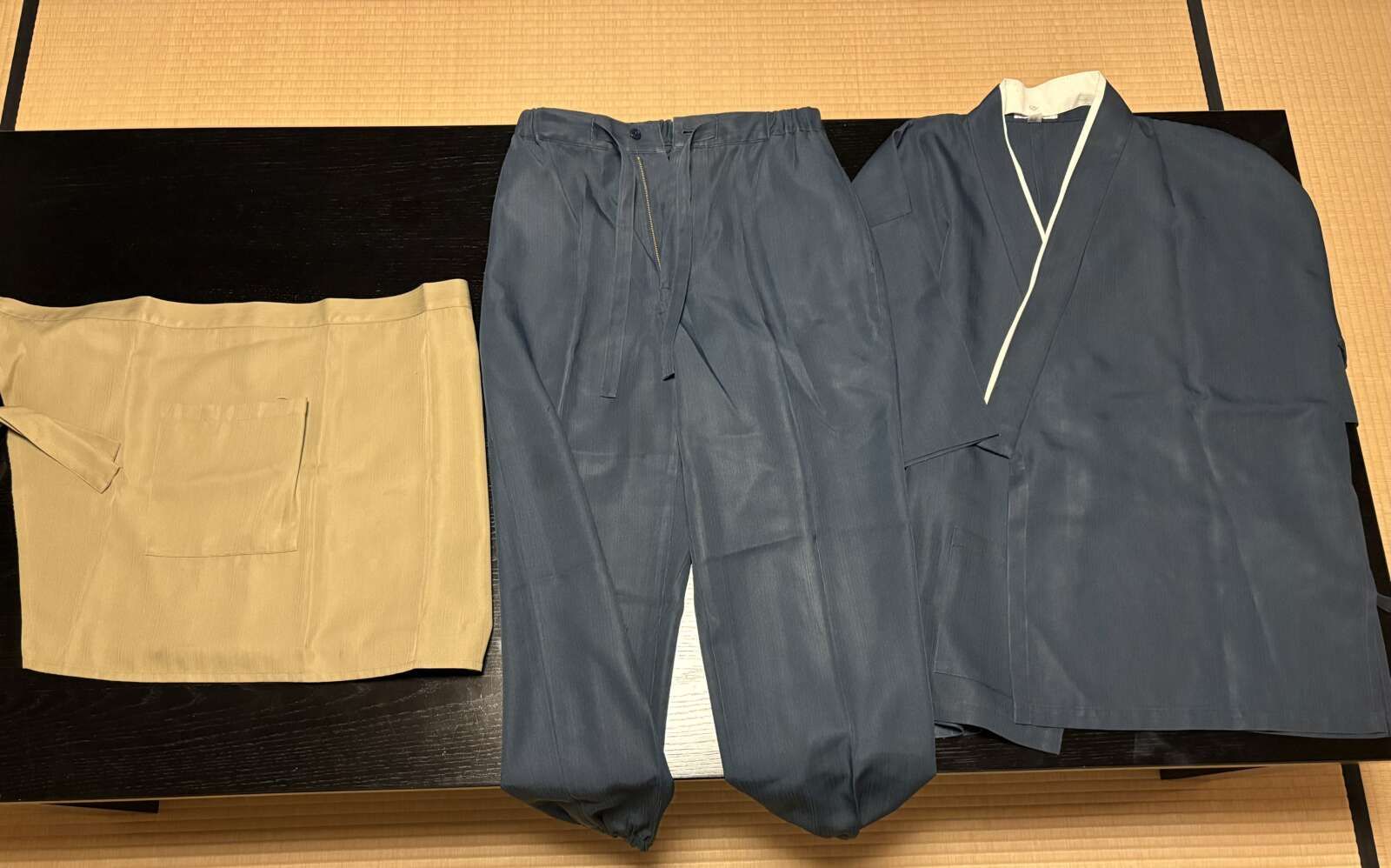 【制服】作務衣を着てのお仕事です！