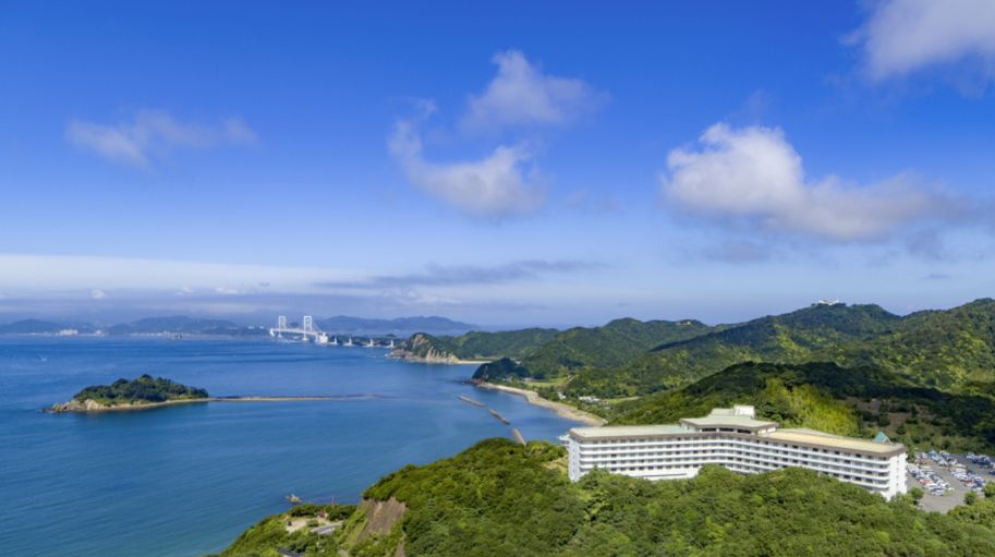 施設外観(海がすぐ近くです！)
