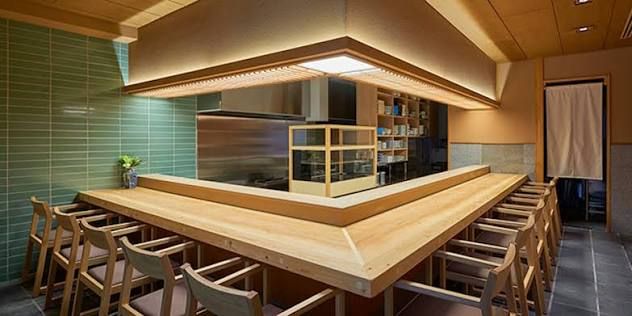 店内カウンター席