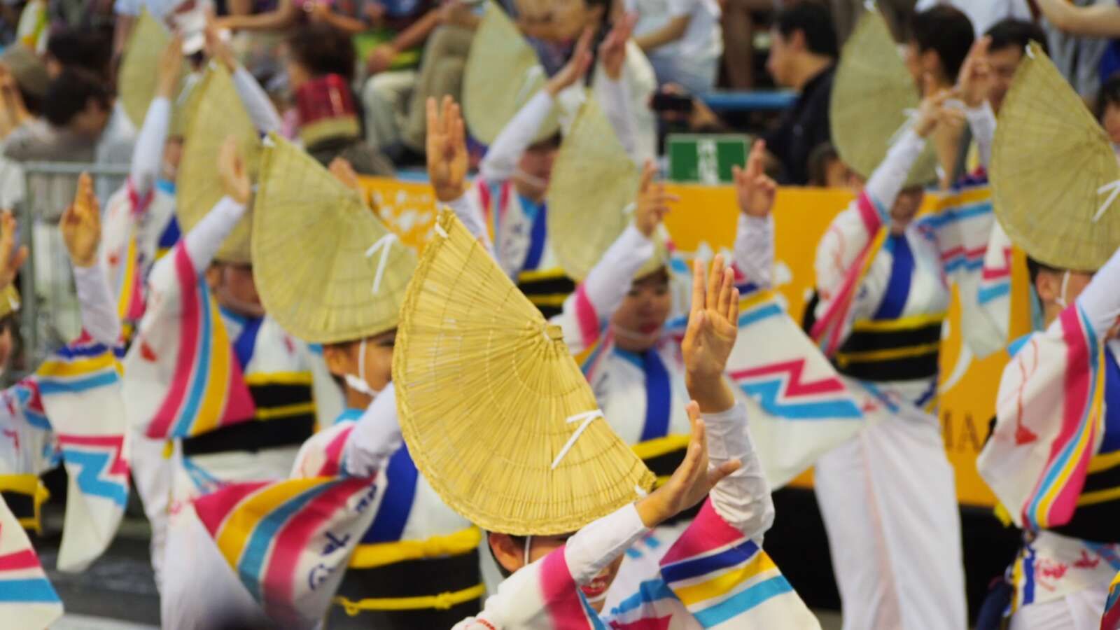 徳島県で有名な阿波踊り！　徳島へもアクセスしやすい立地です。