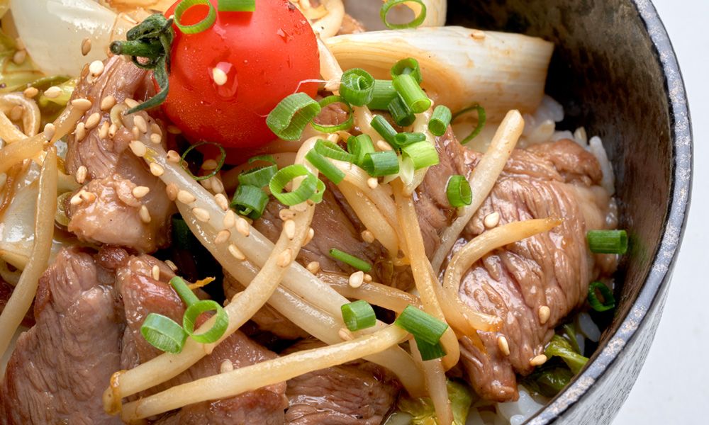 生のラム丼も食べられるかも！
