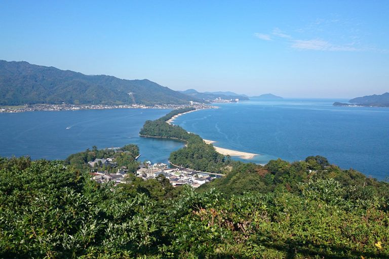 観光地「天橋立」まで車で約20分