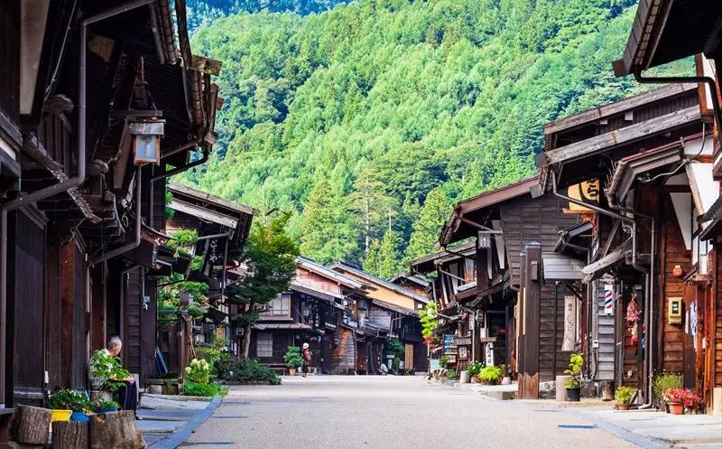 【奈良井宿】日本の情緒を色濃く残す中山道の宿場町