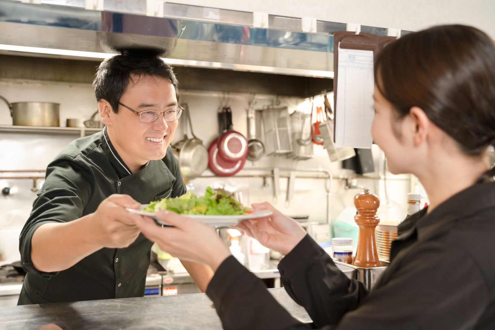 館内レストランのお仕事！未経験でもOKです！