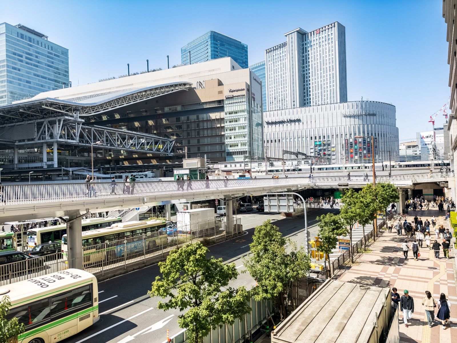 大阪駅からすぐ近く、とてもアクセス良好です！通勤にもかなり便利です！