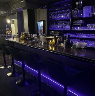 店舗内館