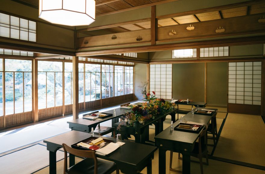 お食事会場一例