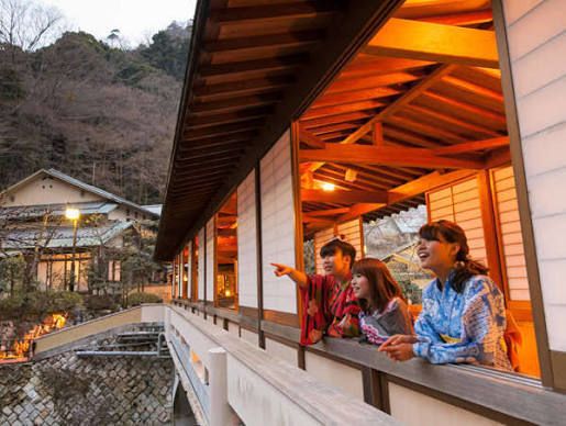 敷地内に川が流れています！