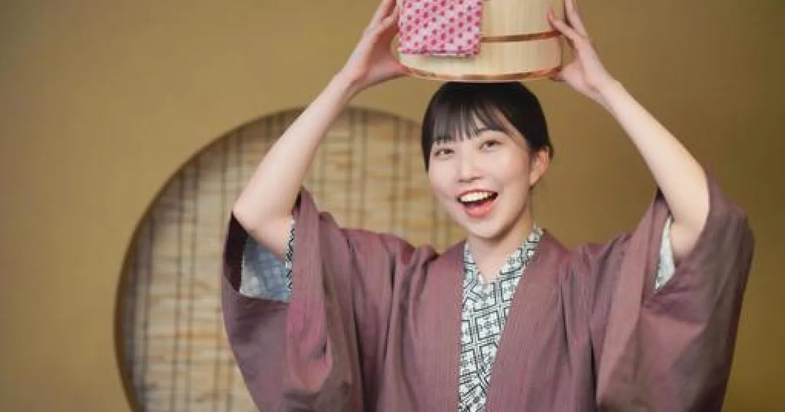 【温泉利用可!未経験歓迎!個室寮完備!】周辺環境バツグン、作務衣を着ての勤務です!