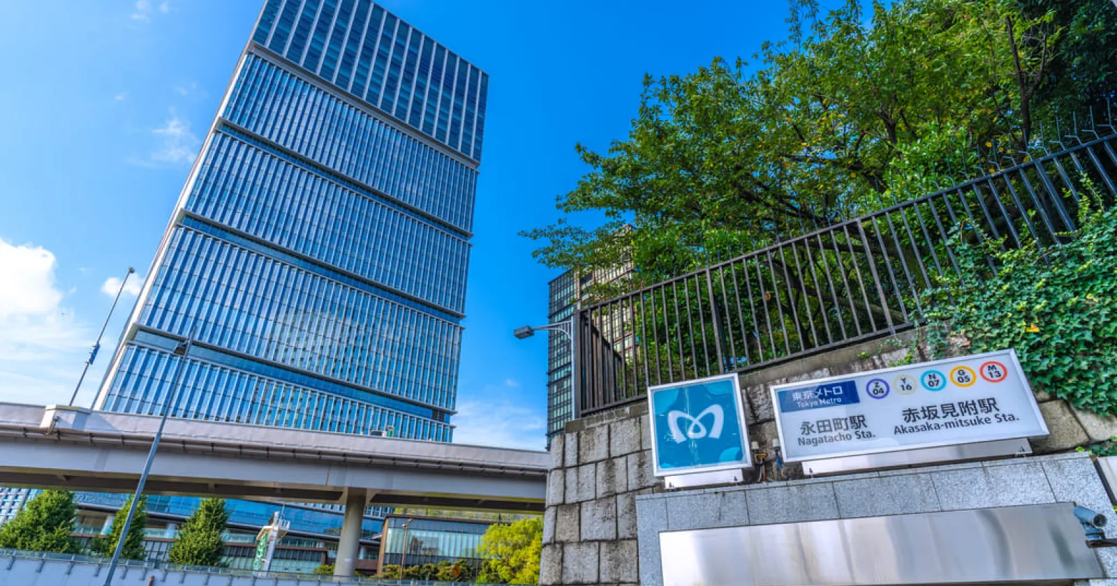 【都内寮】銀座のホテルでフロントスタッフのお仕事