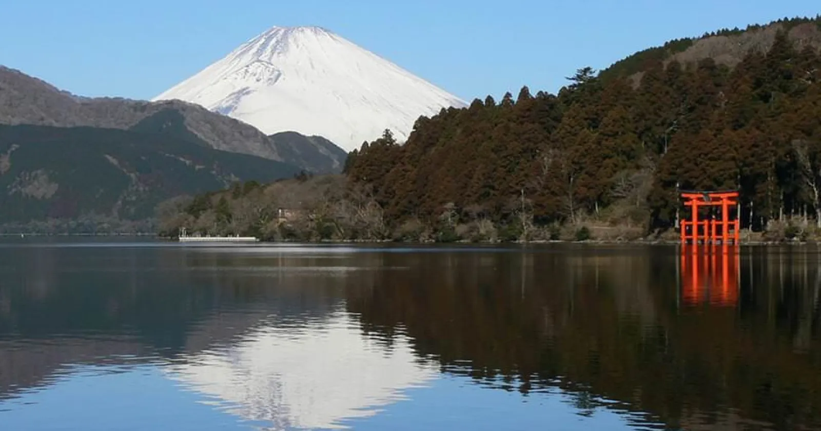 伊東の温泉リゾートホテルでフロント業務